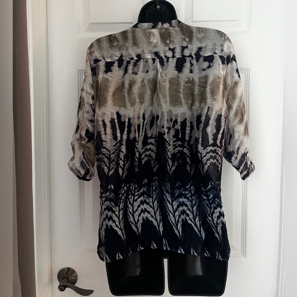 Alberto Makali Round Color Sheer Silk Blouse  Size Medium - Picture 4 of 14